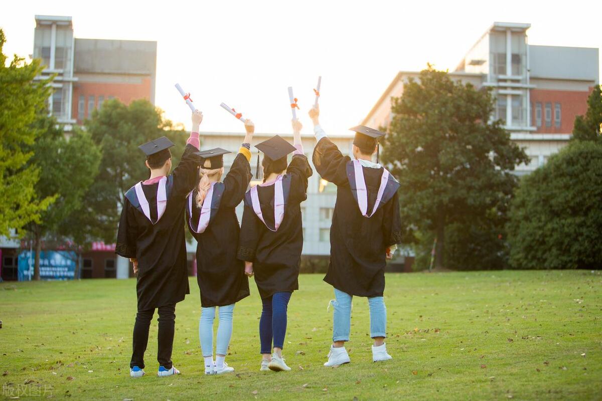 毕业季文案：字字告别，句句祝好！（可用作毕业赠言）(图4)