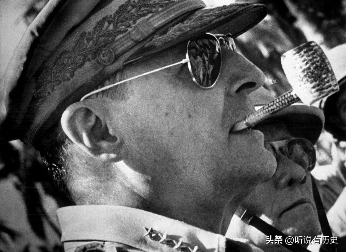 道格拉斯·麦克阿瑟将军是一位伟大的军事领袖吗？(图2)