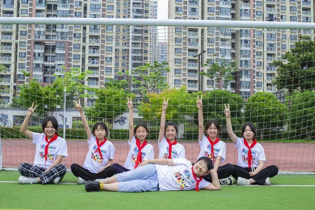 ?畢業季，花式合影留“夏”美好！(图7)