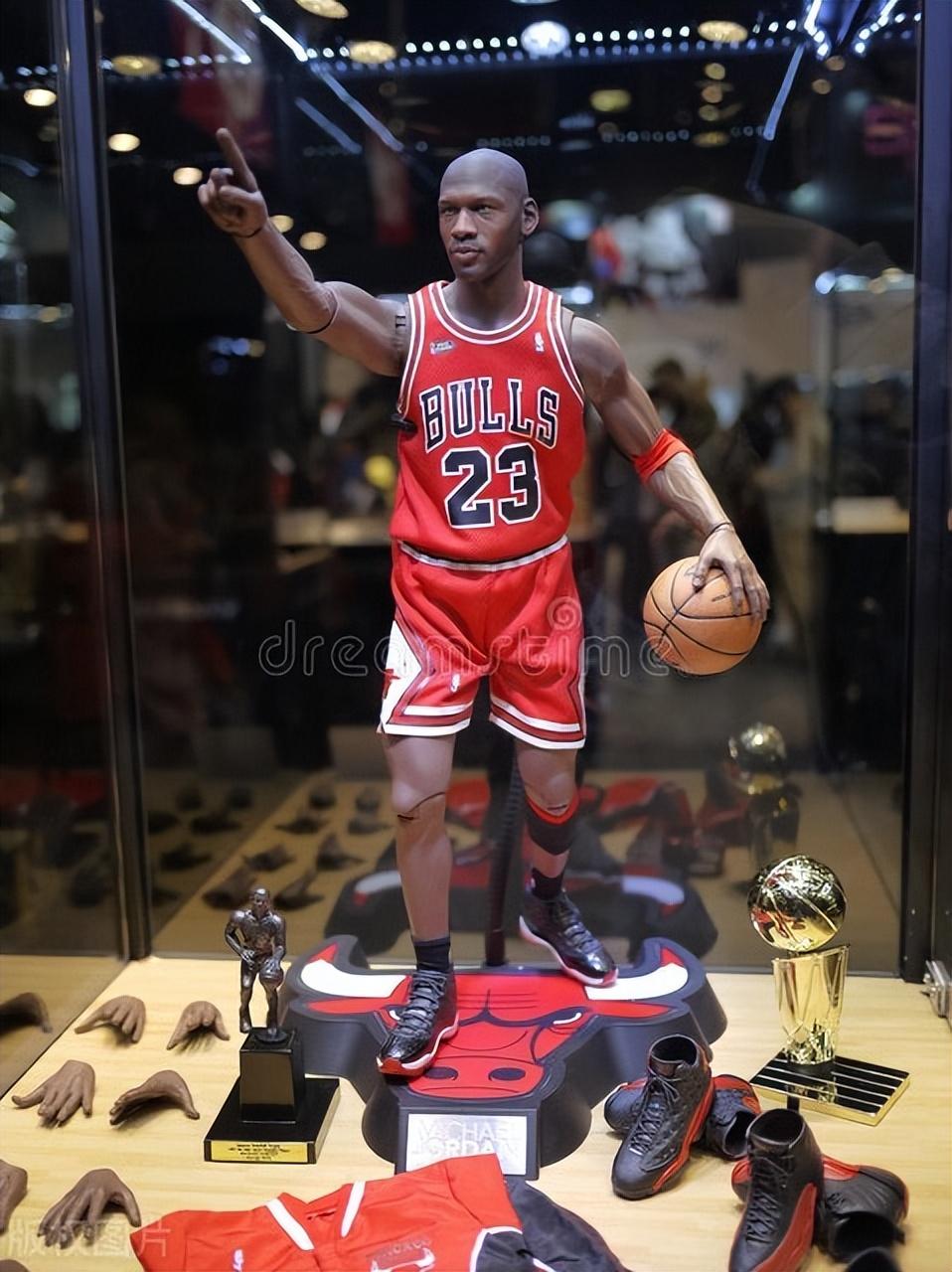 篮球之神乔丹：传奇的崛起与永恒的遗产(图5)