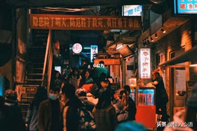 一组颇具生活诗意的句子：人间烟火气，最抚凡人心(图1)