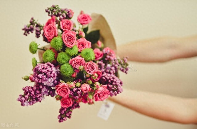 拨云见日的阳光短句，发圈秒赞，心情舒畅(图1)