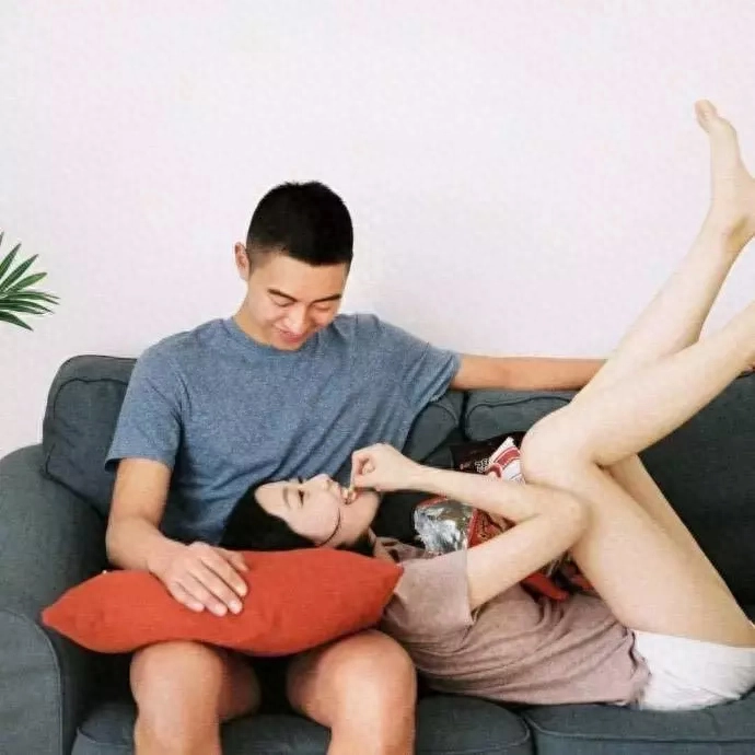 比“我爱你”撩人一百倍，这10句动人情话，每个女人都想听到(图3)