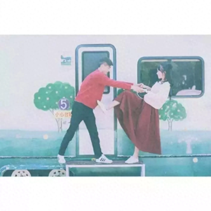 比“我爱你”撩人一百倍，这10句动人情话，每个女人都想听到(图6)