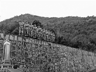 远方有海头顶有星，心中有“星辰大海”(图2)