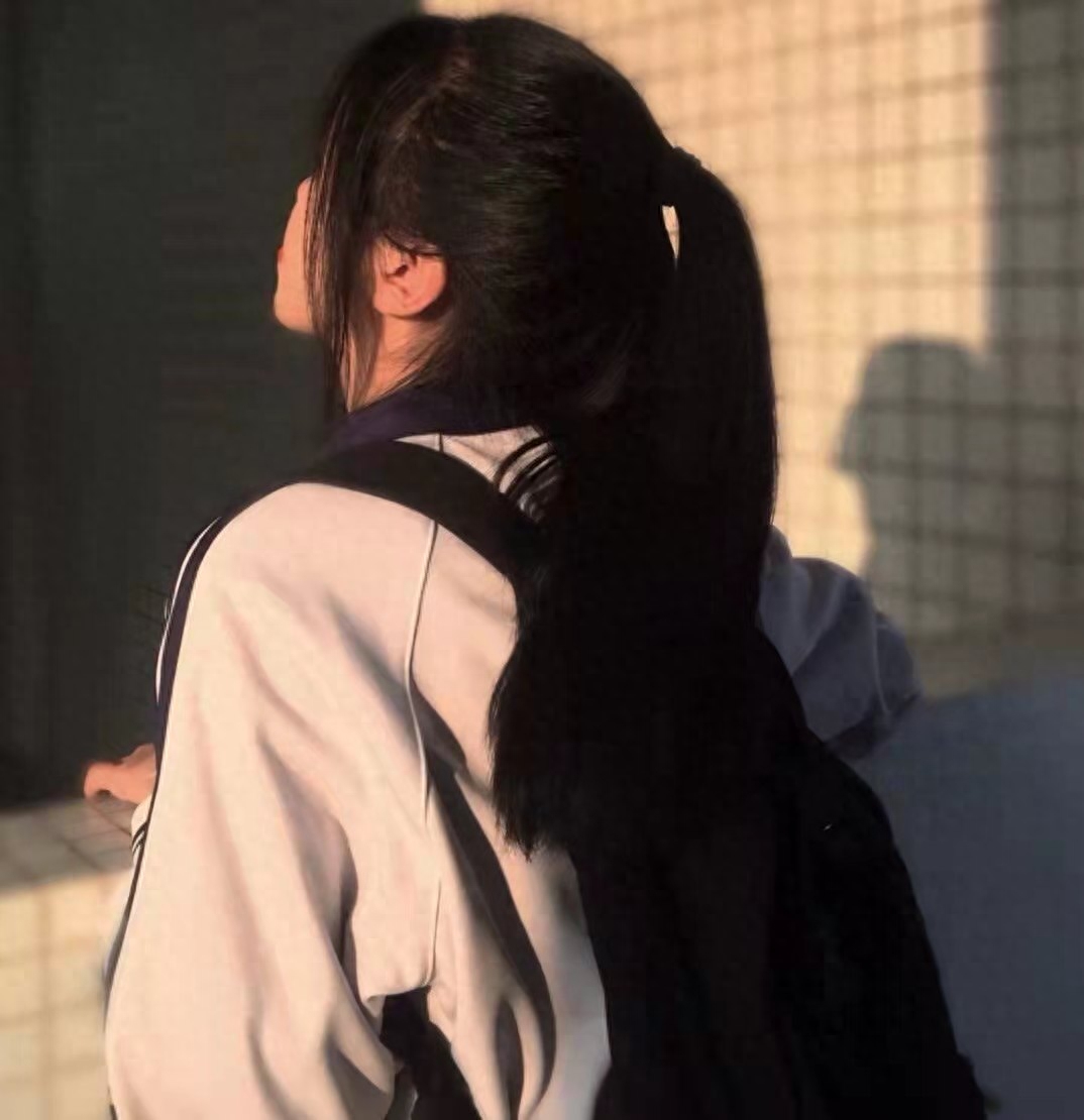 文案｜缱绻时光里的片刻小众置顶个签(图1)