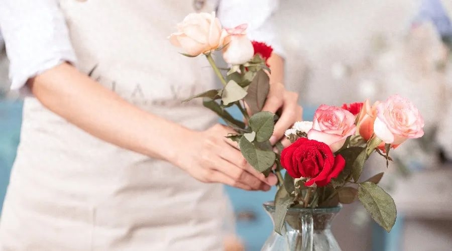 夜读丨一辈子很短，要么有趣，要么老去(图4)