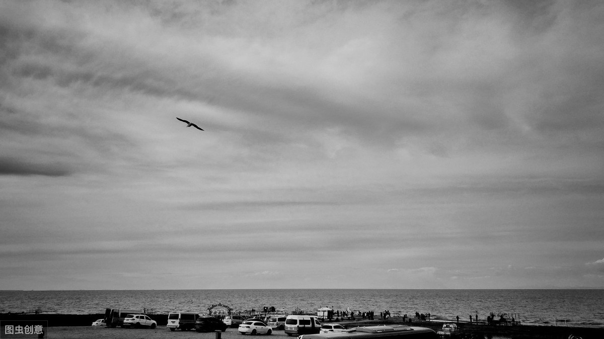 最近很火的丧句子，撕心裂肺，痛到骨子里(图1)