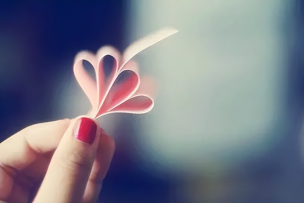 告别最走心的短句，在告别中寻找新的开始(图1)