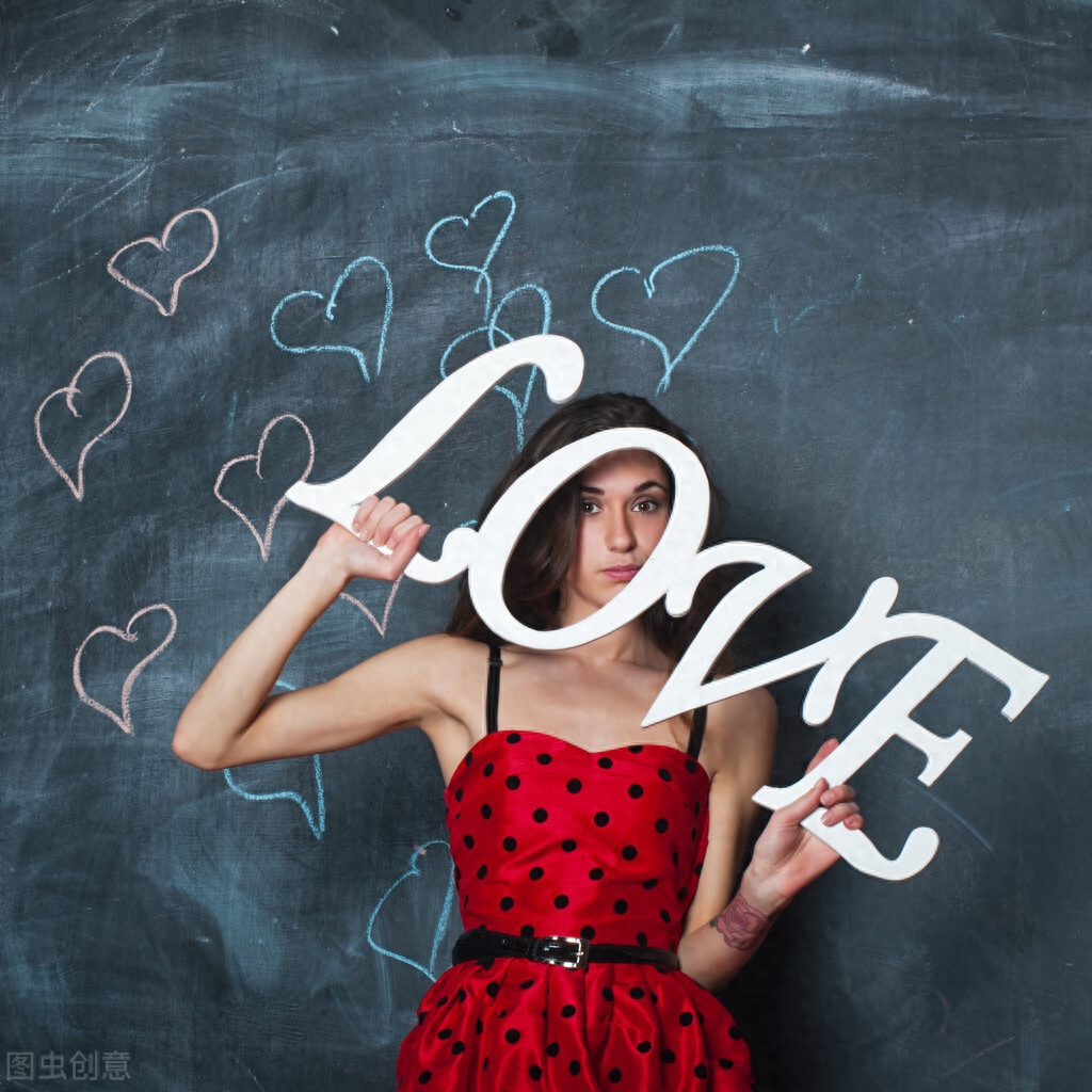 讨人喜欢不油腻的情话，浪漫暖心，唯美煽情(图1)