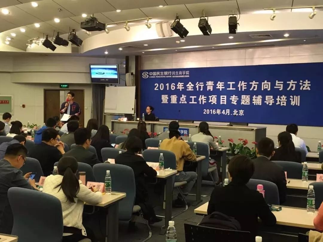 董卿高情商点评上热搜：人生能用“嘴”搞定的，不要用“脾气”(图14)