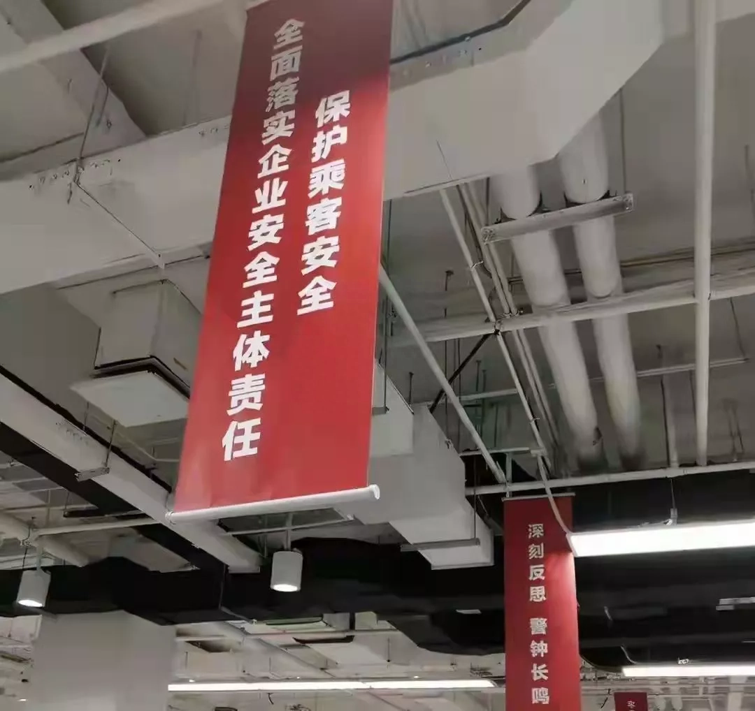 “加班才是真的好”，这组文案有什么大病(图12)