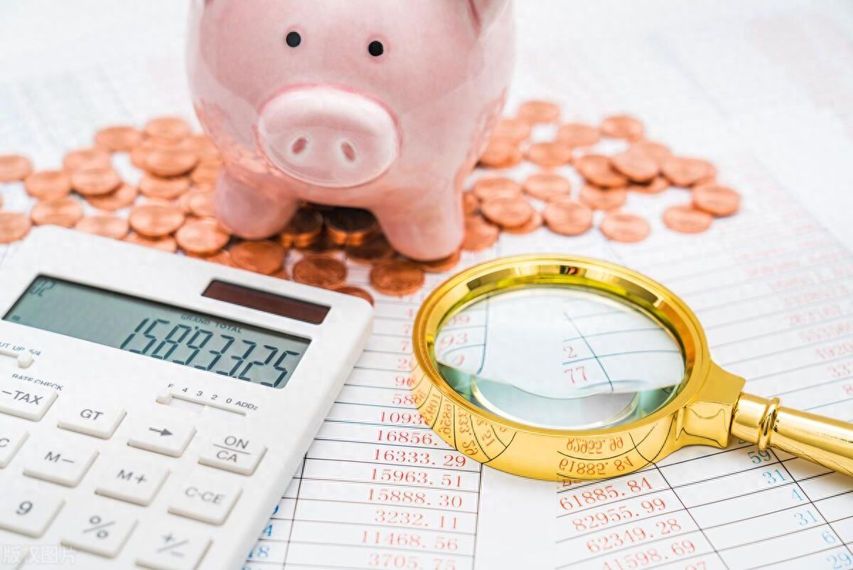 努力赚钱的励志文案：赚钱能治愈一切矫情，你想要的生活都需要钱(图1)