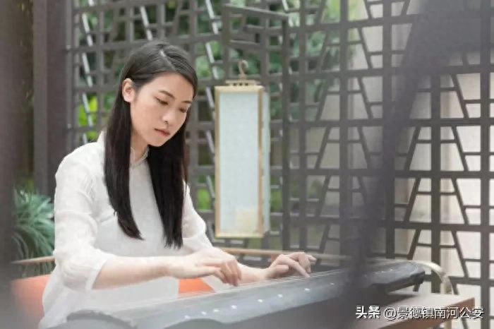 诗词 | 《唐诗三百首》里的50个名句，最适合发朋友圈(图2)