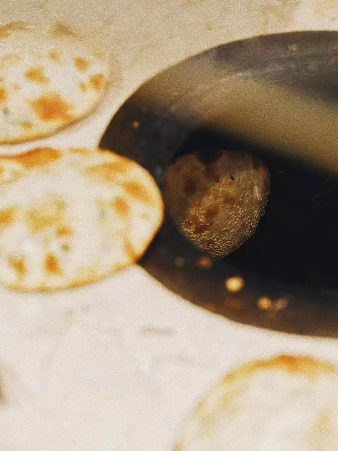 探店：从早晨开到深夜的点心食堂，老饕们都馋这里的烧饼油条(图6)