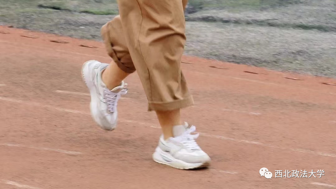 赛前冲刺,运动会来了!(图2) 赛前冲刺,运动会来了!(图2)