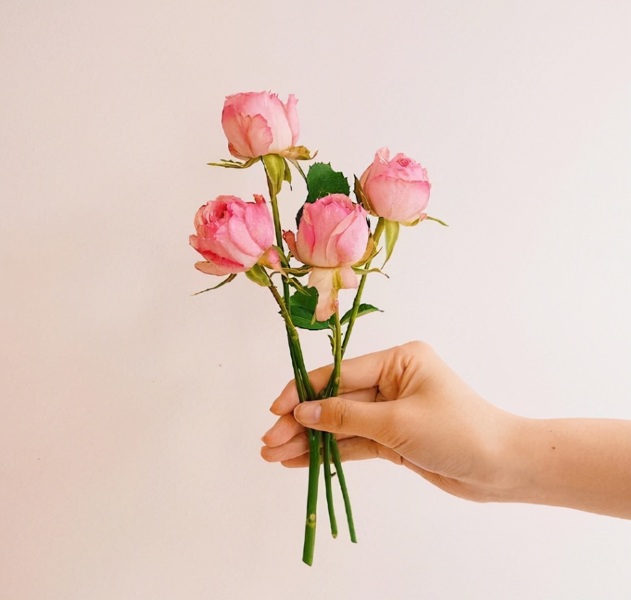 有深度的甜蜜表白情话，瞬间俘获女孩的芳心(图2)