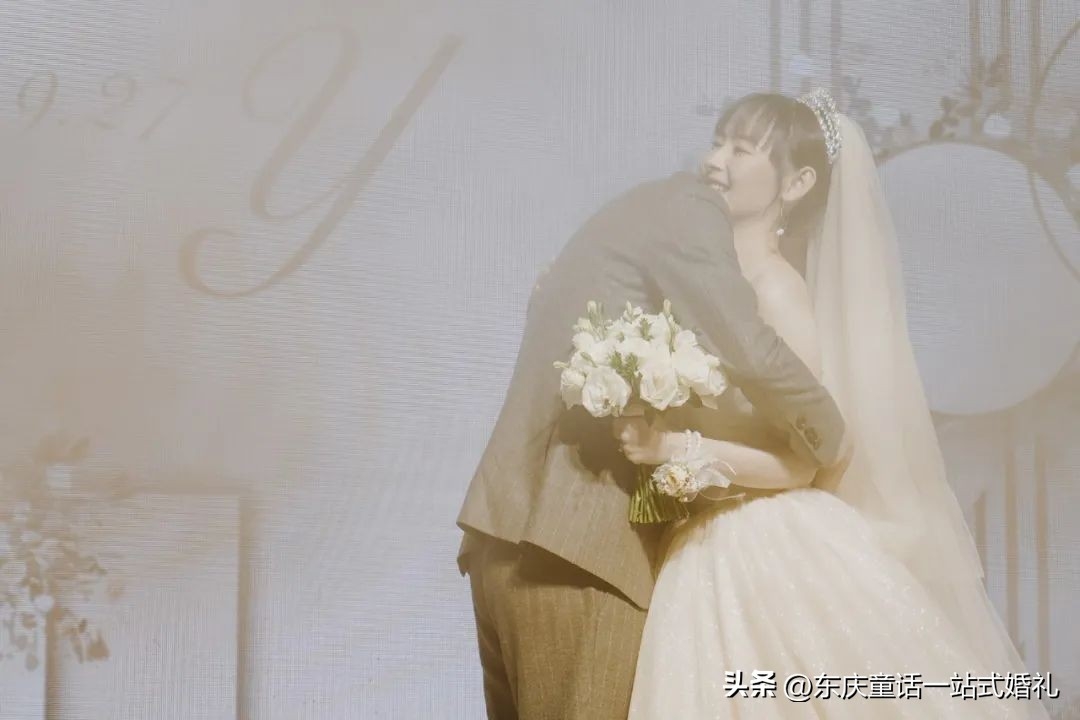 备婚攻略 | 有温度的婚礼请柬邀请文案(图5)