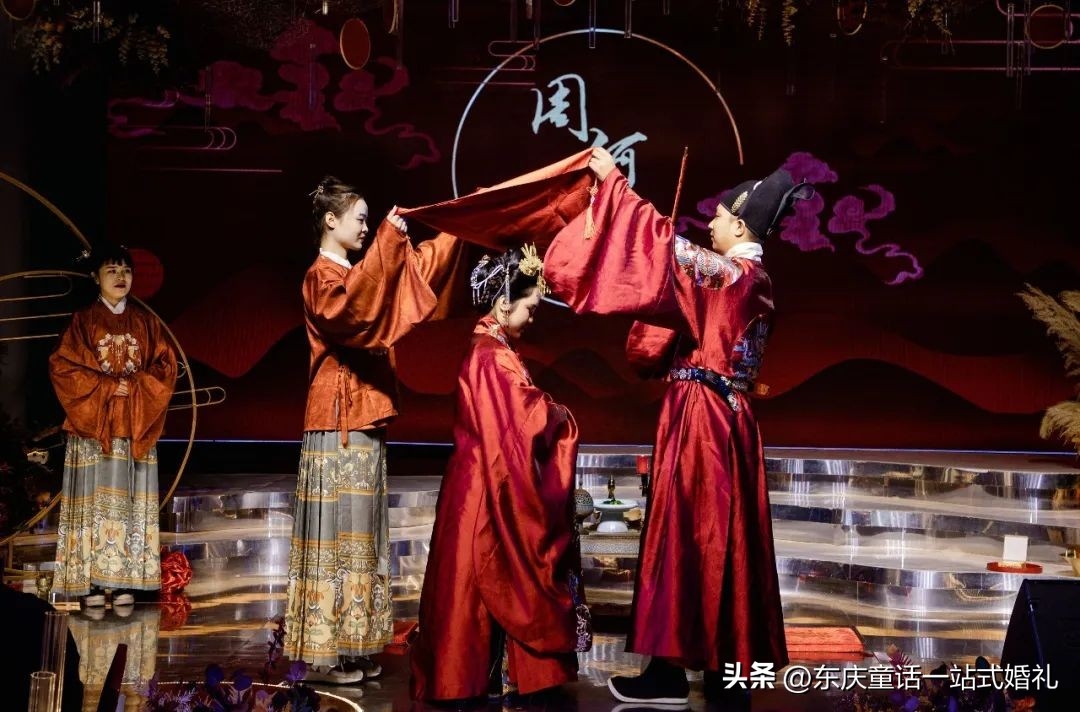 备婚攻略 | 有温度的婚礼请柬邀请文案(图15)