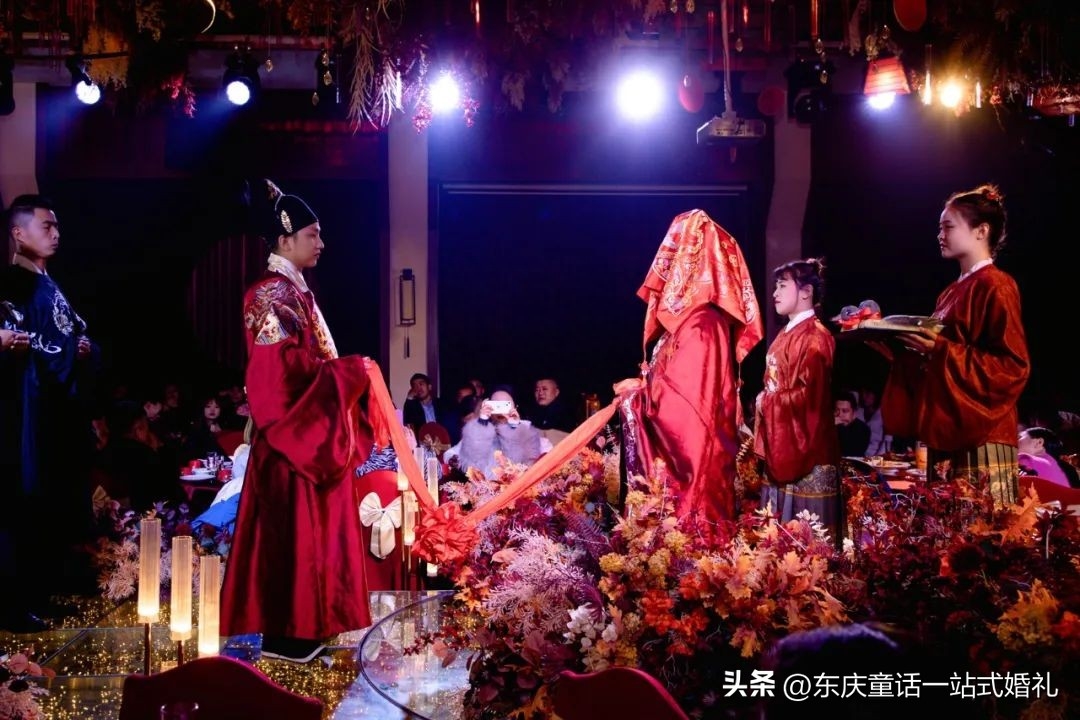 备婚攻略 | 有温度的婚礼请柬邀请文案(图18)