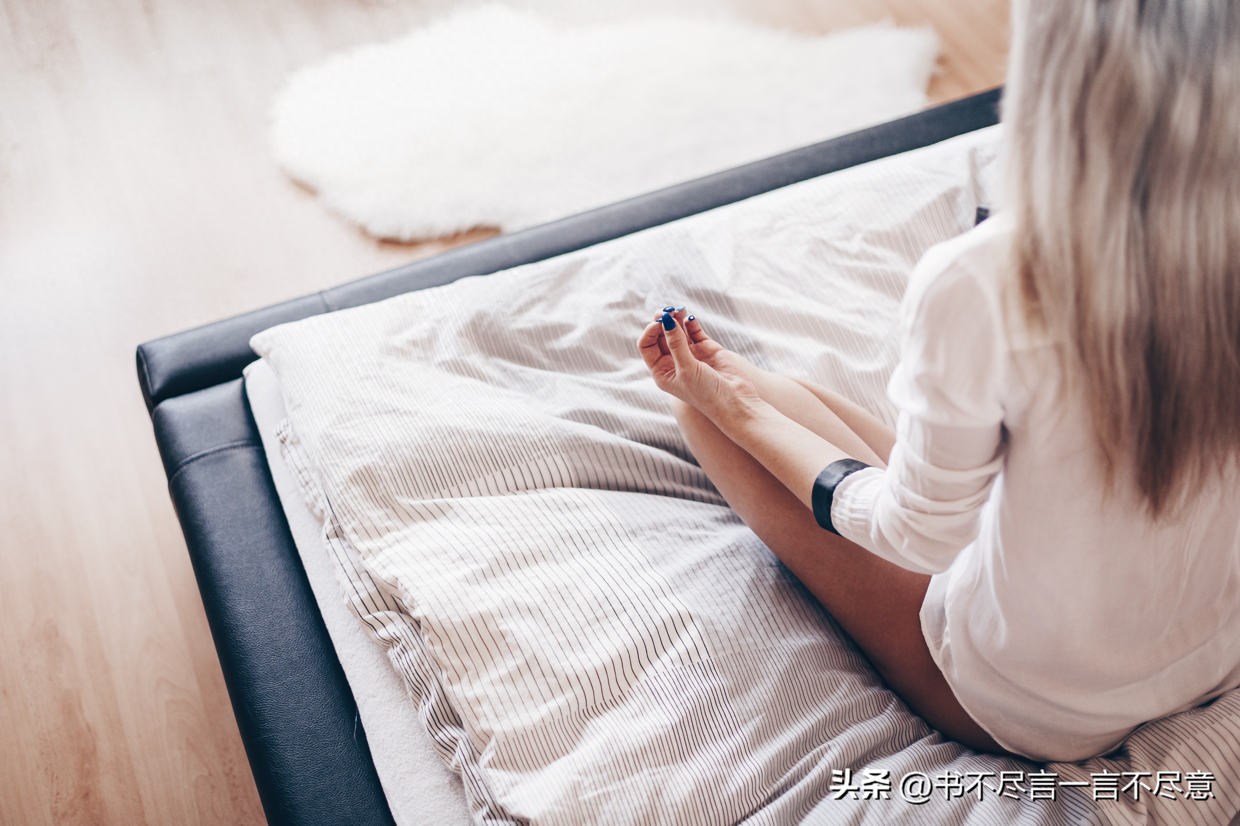 在黑暗中寻找光明，在失败中寻找成功。(图2)