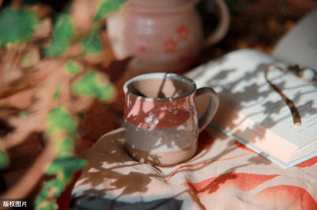 看透人生的感悟句子：天下熙熙皆为利来，天下攘攘皆为利往(图5)