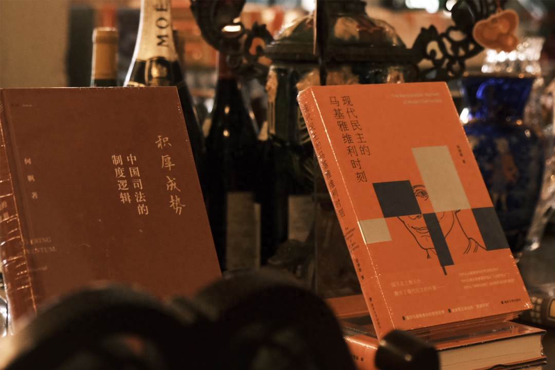 这个6月，我们选出了16本好书(图37)