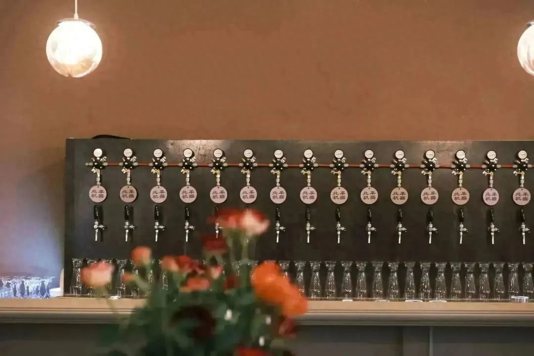 这个6月，我们选出了16本好书(图42)