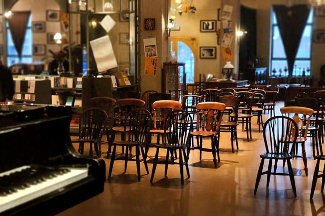 这个6月，我们选出了16本好书(图43)