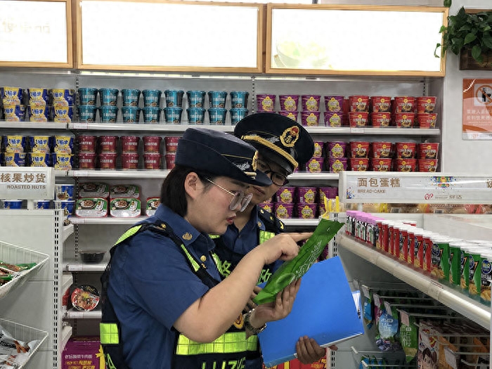 赵丽琼：高速公路上的“巾帼标兵”(图2)