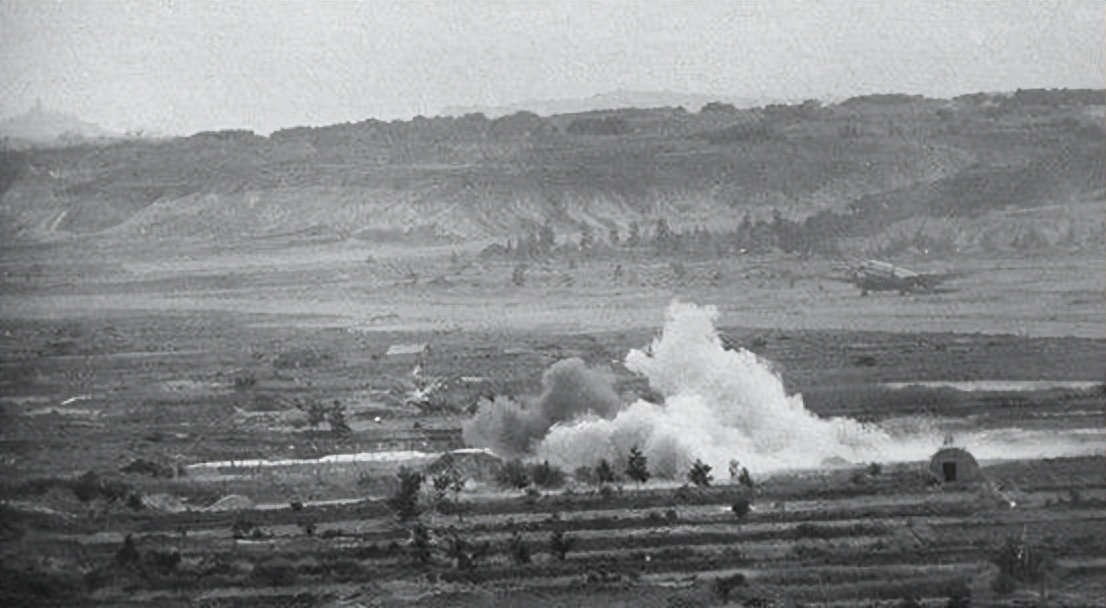 毛主席关于炮轰金门写给彭德怀元帅的信，铅笔字真惊艳，难得一见(图5)